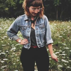 Meet your Posher, Nicole